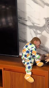 28 reactions | Watch the hilarious and heartwarming adventures of Monkey Bibi in these must-see videos! ✨ From playful antics to adorable moments, Bibi will steal your heart. Don’t miss out on the cuteness overload! 殺 #monkeybibi #bibi #reels #fyp #viralreelsfb #funny #cute #adsonreels #monkey #babymonkey #smartmonkey #animal #facebookReelscontest | Bibi Jumps | Facebook