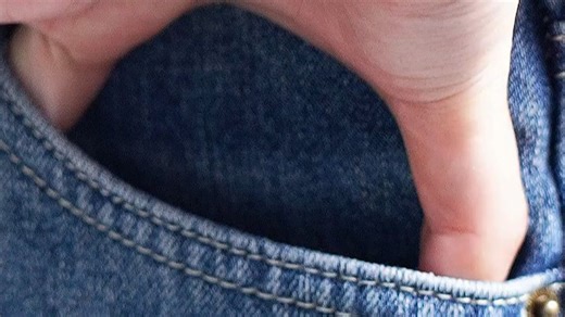 西部数据WDElements SE新元素移动硬盘 商务办公大容量便携存储 数据安全快速传输 适用于多设备备份与日常使用 畅享高效生活