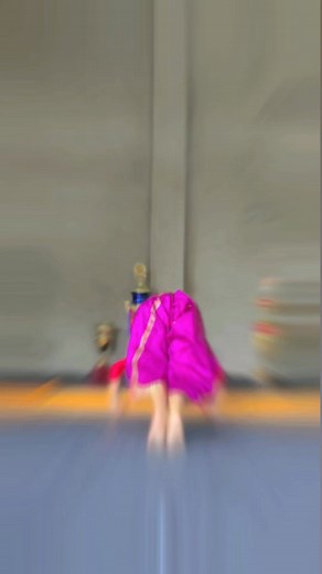 ❣️Head balance With Sari 💙 . . . . #highlight #viral #goviral #yoga | Promiti Barman