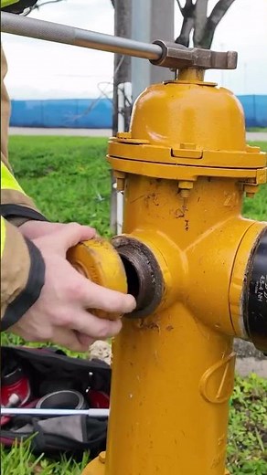 How Firefighters Establish Water Supply from a Fire Hydrant | Fireground Basics