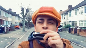Live Tango Street Performance with Harmonica and Beatbox in London