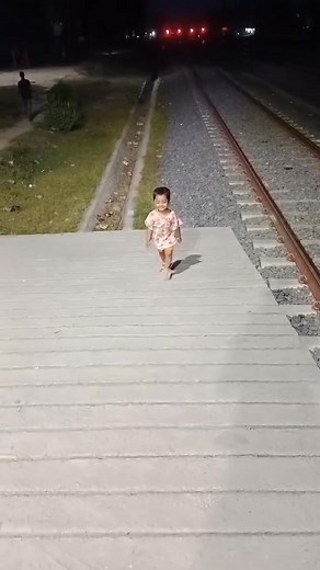 Arfa Anjum Anika শিকদার মিডিয়া #somratsabbirmoment #reelsvideoシ #foryouシ #fb #photographychallenge | Arfa Anjum Anika