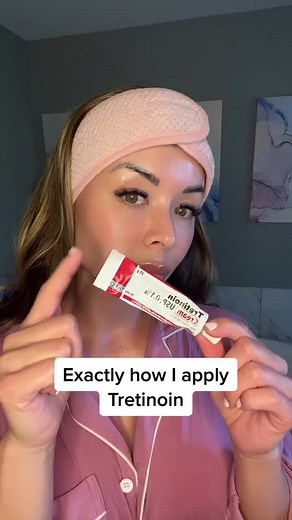 Tretinoin Cream vs Gel: Key Differences and Effects on Skin