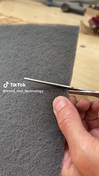 🆕 Flexible Finishing Pads High-performance, versatile, abrasive finishing pads. Ideal for paint removal, surface preparation, cleaning, polishing, waxing & finishing across a range materials including wood, metal, plastic, composites, filler and paint. 🔗 Learn more: https://www.trend-uk.com/abrasives-finishing-pads BBQ Board machined by @the_london_craftsman on his @trendtoolscnc CNC SmartBench. Original design by @vectricltd