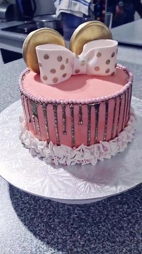 Unveiling a Secret Baking Technique for Minnie Mouse Cake Baking Hacks