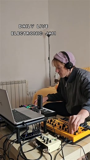 Daily live electronic jam | Preparing for a new show #live #electronicmusic #chill #acid #funk