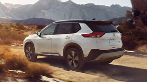 2022 Nissan Rogue Beats the 2022 Chevy Equinox