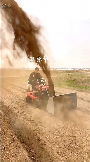 “Mini Bulldozer Power Test | Extreme Soil Cutting Performance 🚜🔥#MiniDozer #FarmingMachine #SoilWork