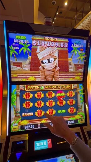 Jameszzz Hits Jackpot Bonus on Mo'Mummy with Jackpot Gary. #slots #slot #casino
