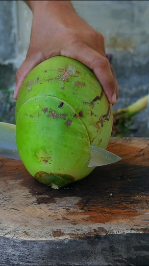 the sound of chopping coconut crisply | Satisfying Video
