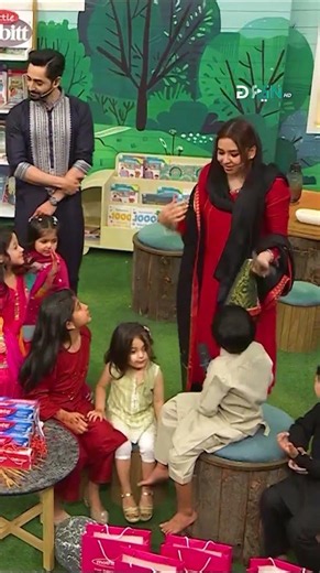 Rabia Anum Ki Free Mein Promotion #shorts #comedy #greentv #danishtaimoor #viralshort #kidsfun