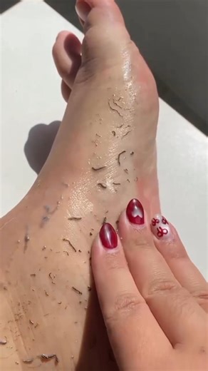 Dirty & Dark Feet Cleaning Tips | Easy Feet Whitening Pack #darkfeetcleaningtips #feetwhitening