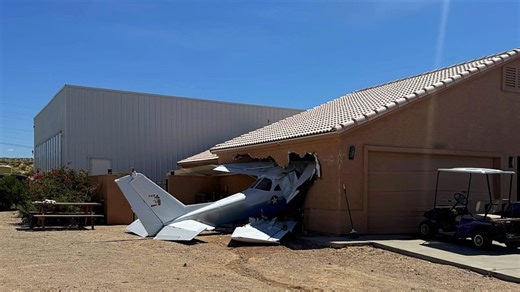 Deputies: Plane hits Mohave County home; boat crash near Lake Havasu leaves 2 dead