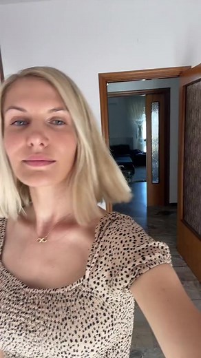 19K views · 1.2K reactions | Passeggiate wild Info 3208424540Domenica 13 agosto ore 10.30 #falcong#falcong #passeggiatewild #festivaldelleaquile #abruzzo #italy #wild #wildexperience #falconry #life #falcon #giovannigranati #athenajitariuc#montigemelli www.montigemelli.itwww.falcong.it www.fortezzadicivitella.it Fortezza Civitella del Tronto | Falcong | Facebook