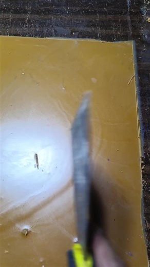 Relax with Decompressing Satisfying Sounds