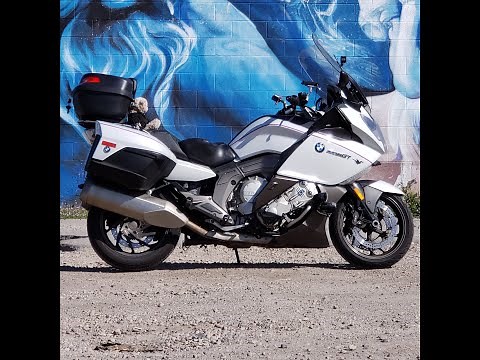 Jaysbigadventure:BMW K1600 GT Spark Plug and Air Filter Change #1