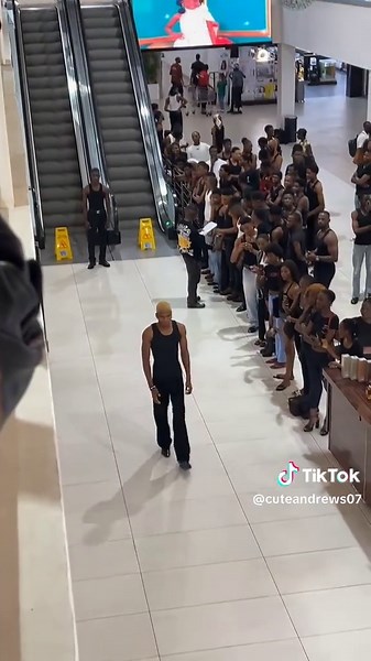 Modeling on the Catwalk: Expert Tips and Insights