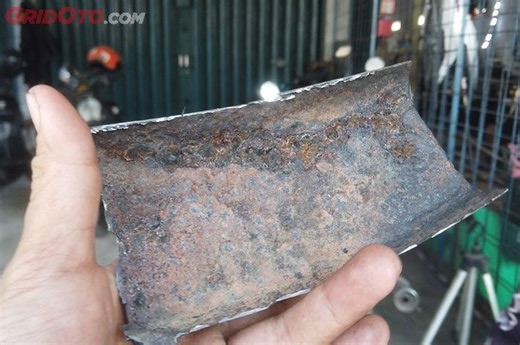 Begini Cara Cek Bagian Dalam Rangka Motor Tanpa Perlu di Lihat - Gridoto