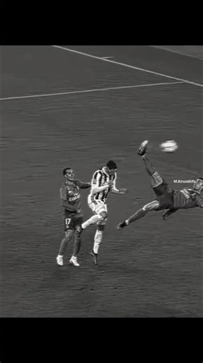 Ronaldo💀 #cr7 #football #cr7 #pemaintimnasportugal #realmadrid #pemaintuapialadunia