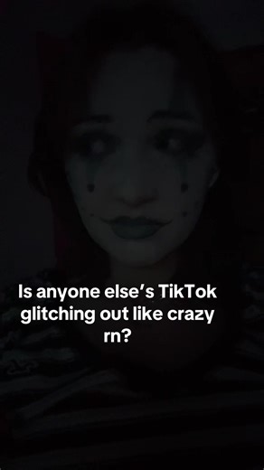 Like it’s so difficult to do anything and it’s especially difficult to post stuff, hopefully it gets fixed soon #fyp #viral #relatable #tiktokglitch #tiktok