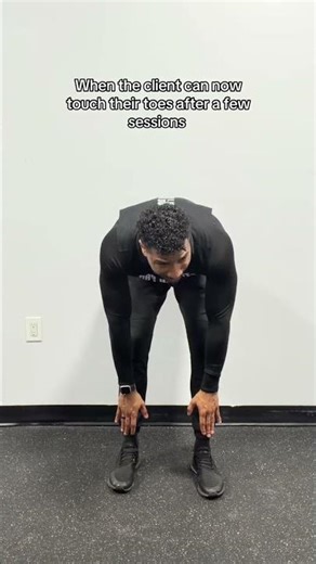 It’s ok you can actually touch without bending your knees now 😉#stretchpad Come get stretched out