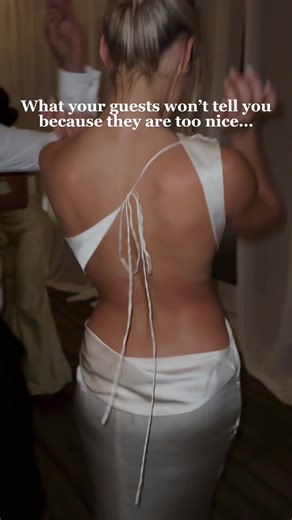 Here it is… disclaimer: Do whatever you want with your wedding!! It’s your day, and it should make you feel loved and celebrated 🍾 These are just some of the most common things I’ve heard or noticed after attending weddings over the years: • The speeches tend to run too long. Set a 2–4 minute limit and stick to just one story—short and sweet! If you want more relaxed, spontaneous speeches, save the open mic for the rehearsal dinner. • Guests get hungry… and thirsty. Once cocktail hour starts, o