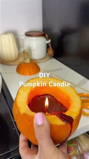DIY candle that makes your home smell like fall heaven🎃#diy #fall #diycandle #candle #shortvideo