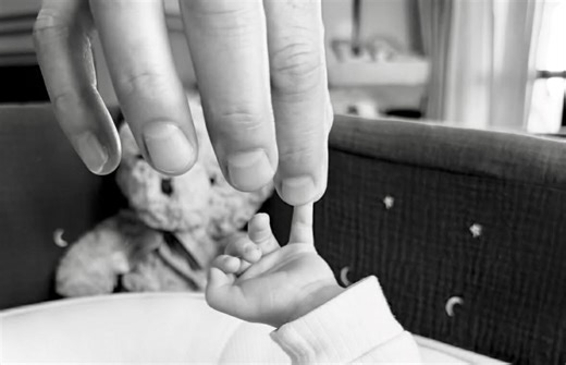 Garbine Muguruza welcomes first child following unique love story with Arthur Borges