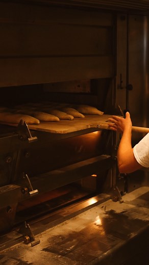 Press play to bust some myths about Canadian wheat 🍞🇨🇦⁠ Did you know that Canada is known for producing some of the highest-quality wheat in the world? From field to flour to your favourite loaf, every step is held to top standards for freshness, nutrition, and taste.⁠ We love sharing the story behind our bread — because good bread starts with good wheat. 🌾 | Bread Co
