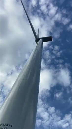 partie (2) parc éolien avec 5 nordex n117 et beaucoup d'enercon e82