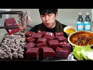 Raw liver and stomach! It's delicious. MUKBANG REALSOUND ASMR EATINGSHOW