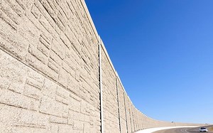 Here’s Why Highways Have Those Concrete Walls Alongside Them (It’s Not What You Think!)