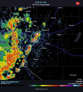 A line of storms has formed along the I-55 corridor from Jefferson County MO up towards Staunton. I second line of storms is behind it. All moving slowly towards the east/north-east. Keep an eye out for dangerous lightning. | Downstate Illinois-Metro East StL Scanner 911-DIMEcom