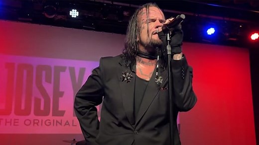 Original SALIVA Singer JOSEY SCOTT Rips BOBBY AMARU In Two New Diss Tracks, 'Who?' And 'Famous'