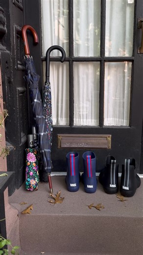 Rainy Day Essentials: Must-Have Items for a Cozy Day