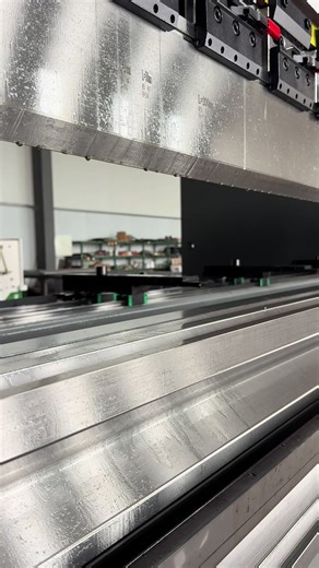 Understanding the 6 1 Axes CNC Press Brake