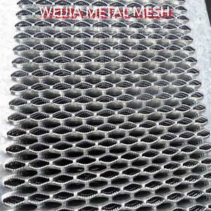 [Hot Item] Diamond Galvanized Perforated Metal Safety Grating