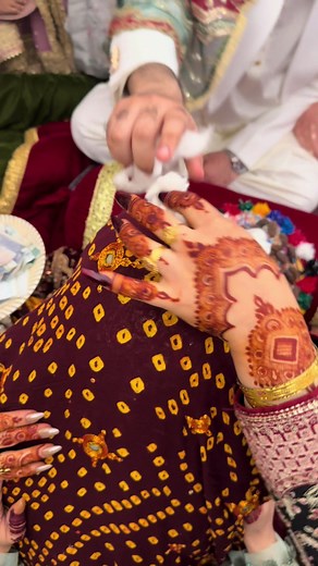 Sindhi Shadi: Exploring Traditional Wedding Moments