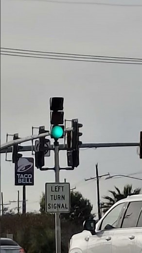 taco bell 🔔 sign says taco 🌮 Tuesday & rings