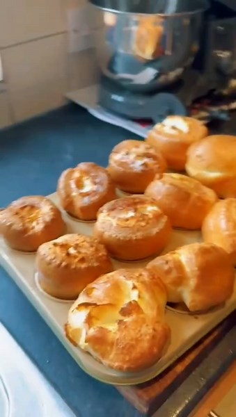 Delicious Yorkshire Puddings for Sunday Roast