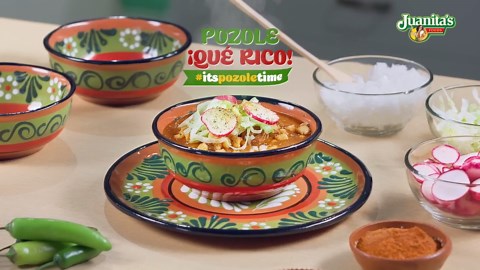 Juanita’s Foods Ready to Serve Chicken Pozole with Green Chile Soup, 25 oz Can