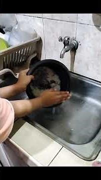 How to cook rice using rice cooker?