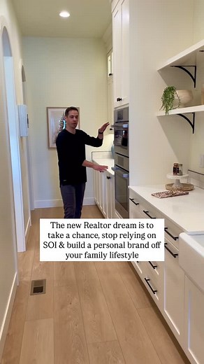 You probably didn’t see this coming… You didn’t get into Real Estate to become a content creator but here we are, trying to figure out a way to use Instagram to get more leads so we can add more pillars to our marketing and stop relying on the old ways of doing business we’ve worked so hard to build out. You see these other Realtors posting on Instagram and getting leads so you know it’s possible You just have no idea how it all works. The nice part is that it’s easier than you think. You don’t 