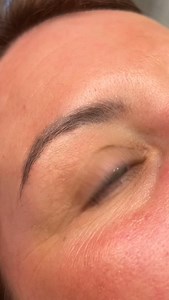 That definition!👌 ❤️Lash lift & tint❤️Brow lamination & tint ✨Lifts or curls your lashes as it would with an eyelash curler but last 6 weeks. ✨The lift naturally enhances the look of the lashes and opens the eyes ✨A lash tint darkens the lashes making them look longer and thicker. ✨Brows styled perfectly for weeks ✨A perfect no makeup made up look. 💥LASH package 2- $180 includes brow shape 75mins ——————————————————————— ⭐️ GLOW NOW, pay later with AFTERPAY! Split your total into 4 easy fortnig