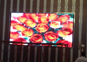 [Hot Item] Wholesale Price LED Display P5 Video Wall Outdoor Waterproof LED Display