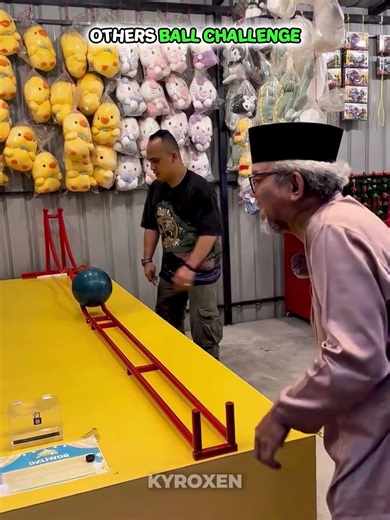 Control The Ball Challenge 🤯