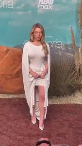 Sydney Sweeney at the premiere of Euphoria s3.
