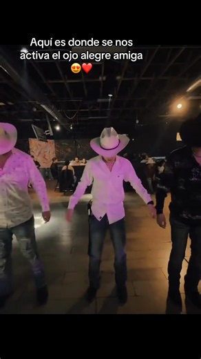 Aquí es donde se nos activa el ojo alegre — Baile vaquero divertido