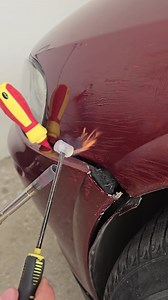 Hot glue solutions for car bumper fixes | Genius Cars