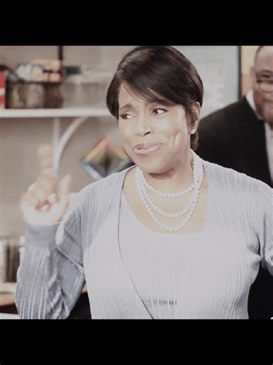 Hii so I've been on a binge watch of shows and I felt the need to edit more than one Chicago but I'm working on an edit rn so it'll be posted TMR I promise and I'm sticking to a schedule so more efts this week!! also the concept of editing Barbara to Beyonce HAHA | scp:: amescinema.ga | #abbottelementary #barbarahoward #abbottelementaryedit #fyp #viral